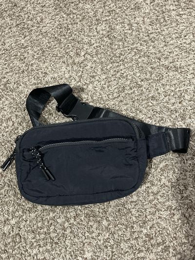 Fanny pack Black, 3 zipper slots