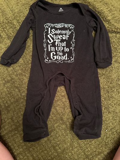 Generic Harry Potter long sleeve pants onesie with snap buttons 18 Months