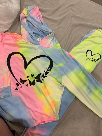 Shein Size 8 hoodie and leggings never worn 7-8