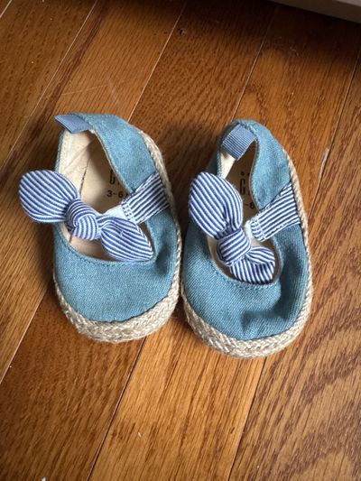 Baby gap Espadrilles with bow size 3-6 months 1 (Infant Shoe)