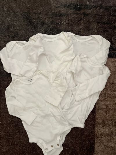 Lot of 5 white long sleeve undershirt onesies  6 Months