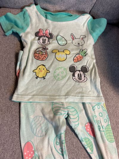 Disney  2T