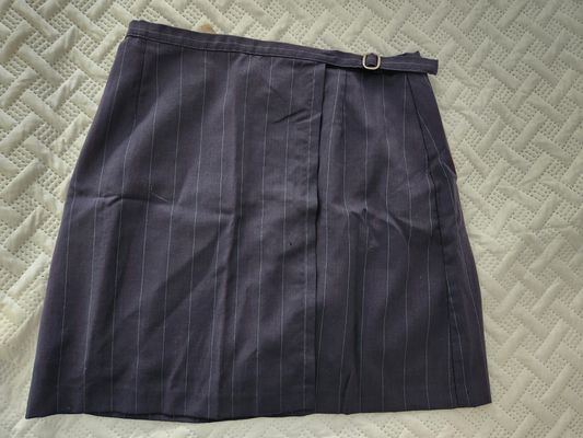 United Colors of Benetton Italy size 42, US size M, but runs small Women's 6