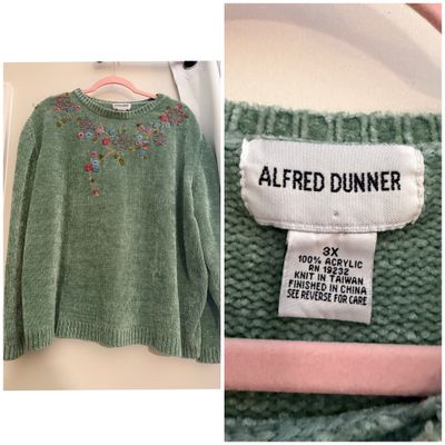 Alfred Dunner - Green Sweater Embroidered and embellished - Alfred Dunner - Green Sweater - 2X Women's 2X