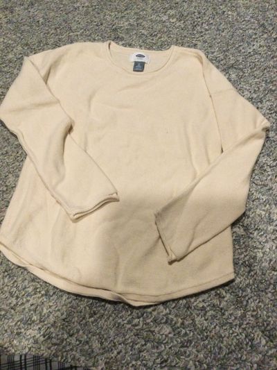 Old Navy size 8 Beige sweater 7-8