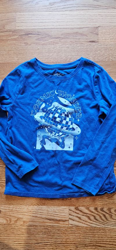 Cat&Jack Great condition graphic long sleeves shirt-soft & comfortable 6T/6