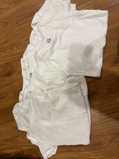 Gerber Onesies bundle set of 4 4T