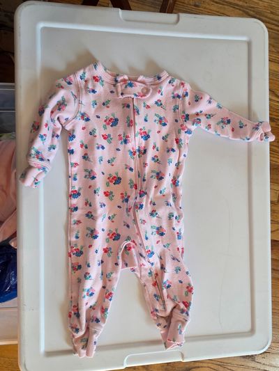 Carters 3m footed pjs  0-3 Months