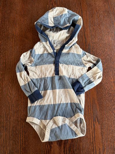 Carters hooded onesie  18 Months