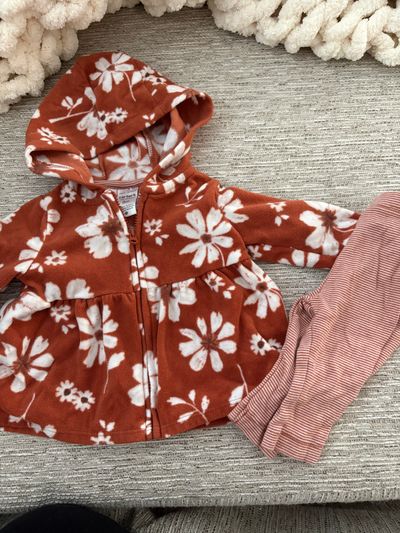 Carters Fleece zip up and matching pants 3 Months