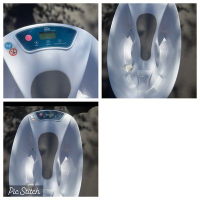 Baby grow with me bathtub Temperature gauge and weight scale