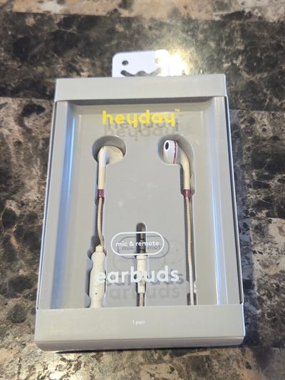 Brand New Heyday wired earbuds