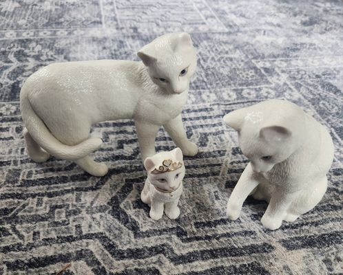 Fragile cats set 3 cats set