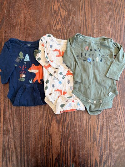 Gerber onesies 3 pack  3-6 Months