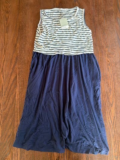 Small show maternity and nursing dress  Women's - M