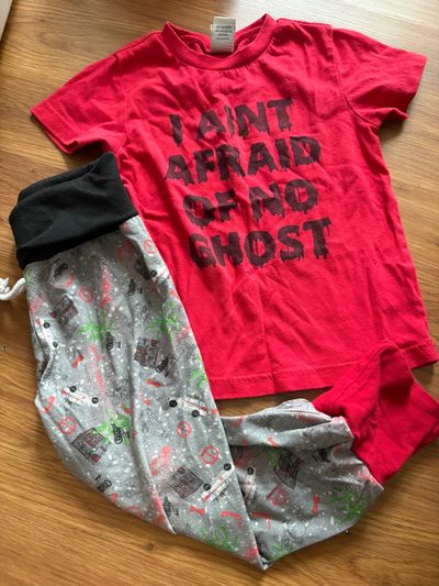 Various Ghostbusters outfit so cute for Halloween season 2T