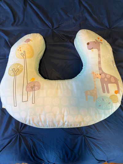 One side firm and one side soft Giraffes and light blue