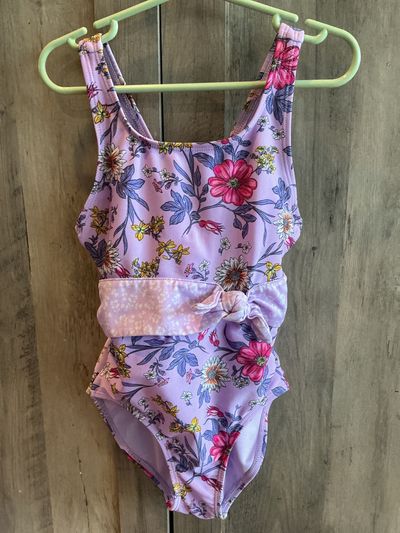 Art Class Light purple with flowers and tie swimsuit - SIZE XS 4/5 5T/5