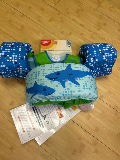 Speedo NEW Splash Hammer Swim Vest