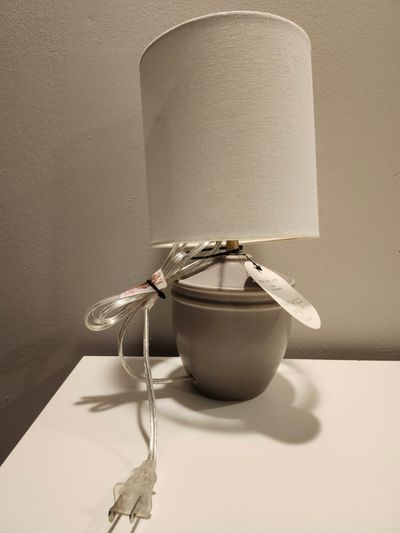 Threshold mini table lamp New with tag. Slight indentations from storage