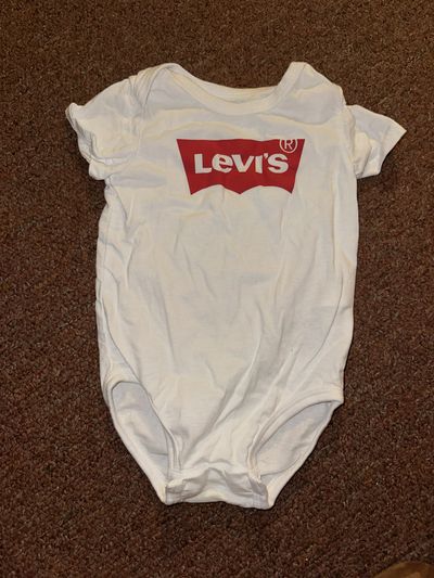 Levi's white with red levi's logo 12 Months