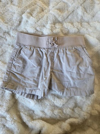 Children's place shorts size 6x/7  6T/6