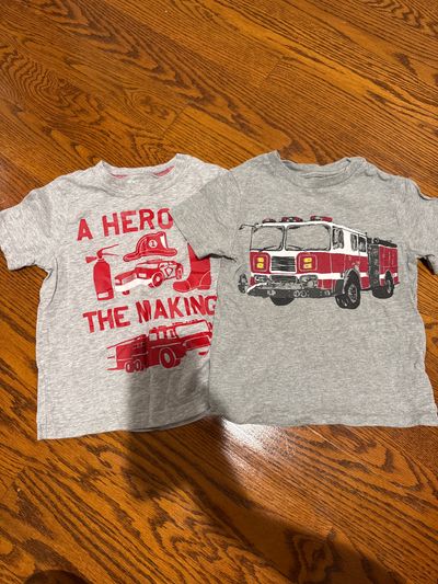 GAP and Carters Firetruck shirt bundle 4T