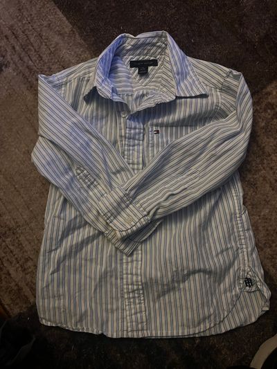 Tommy Hilfiger button down  long sleeve shirt Size Xs 4/5 4T