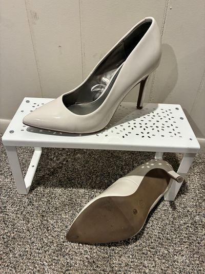 Worthington white patent leather Shiny white- like new barely worn 7-1/2 (Adult)