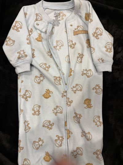Carters 0-9 mos!!! Sleep sack 0-3 Months
