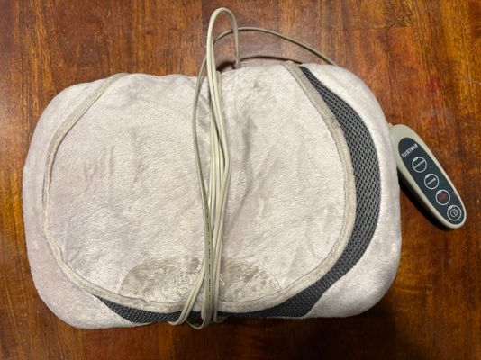 HOMEDICS NECK AND SHOULDER MASSAGER Shiatsu
