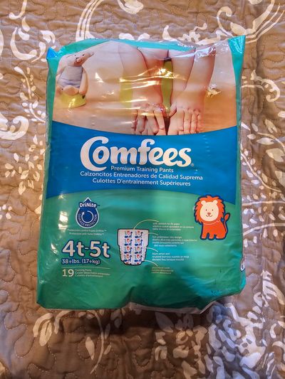 Comfees Open Package 18 Size 4T-5T Boys Pull Ups