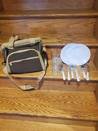 New  Picnic set for 2