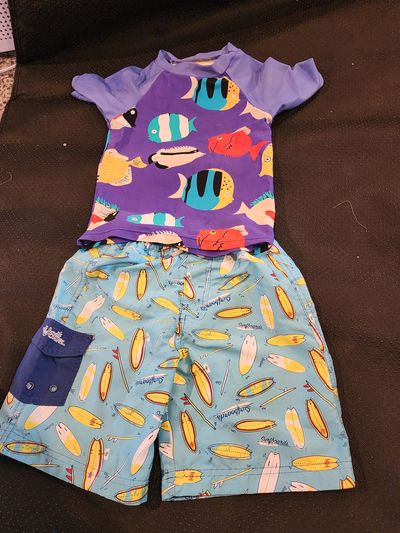 two-piece swimsuit set two-piece swimsuit set 7-8
