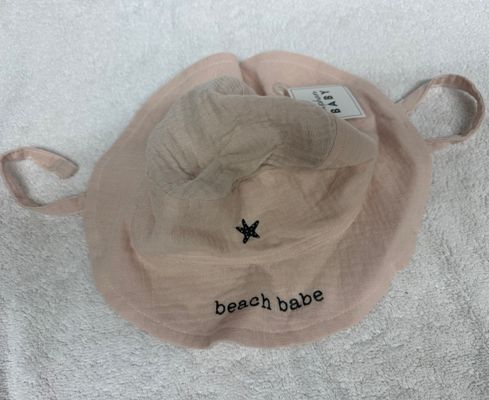 Brand New Stephan Baby Beach Babe hat. So cute Brand New Stephan Baby Beach Babe hat. So cute 6-12 Months