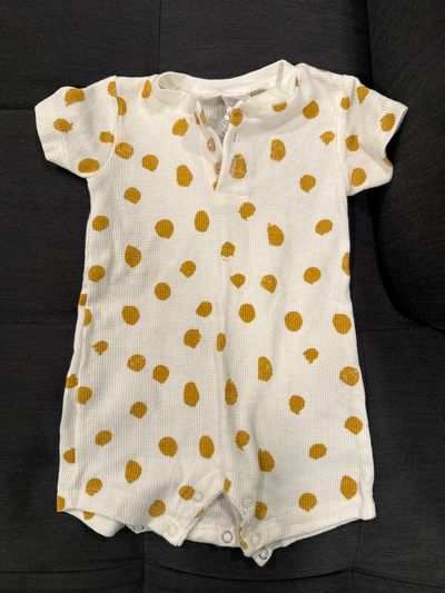 Target White and gold polka dot onesie short sleeve 6-9 Months
