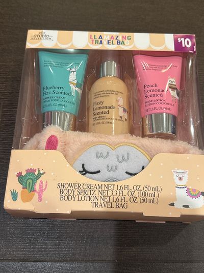 Brand new llama, amazing studio selection Travel bag, shower, cream, body, spritz, body lotion