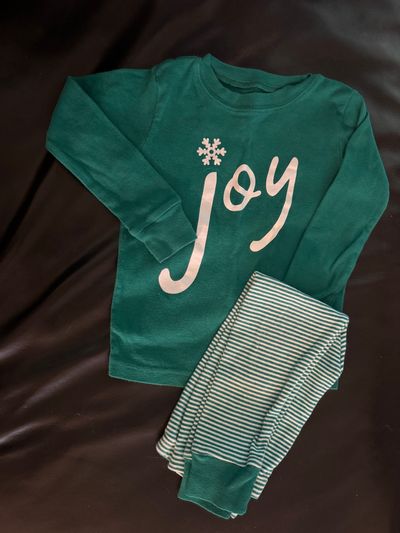 Carters Green & White JOY Pajama Set 2T
