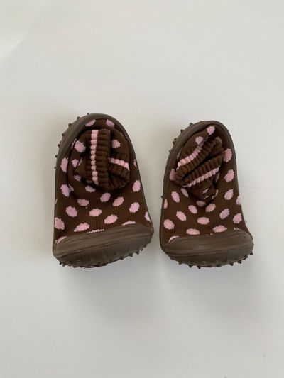 Skidders shoes size 18 months  6 (Toddler)