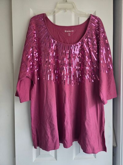 Roamans short sleeved shirt size 22/24 1x Pink Women's 1X