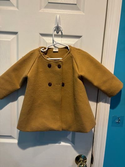 NA Beige fall/spring coat 3T