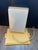 Tupperware cake holder with handle 10X14 inches