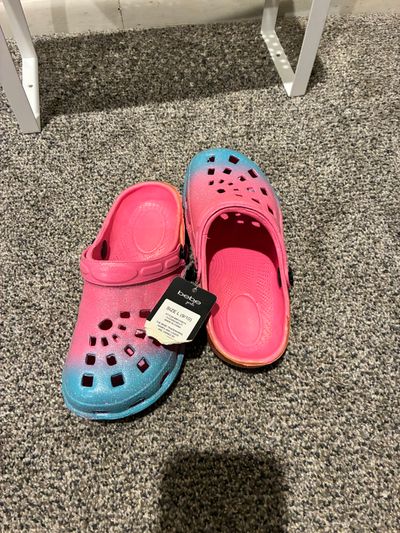 Rainbow croc-like sandle New with tags 9-1/2 (Lil' Kid)