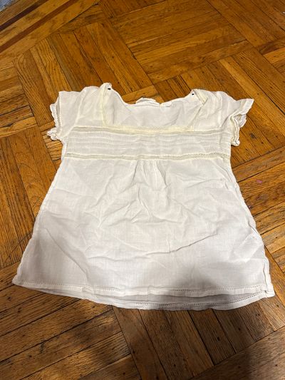 H&M logg off white peasant top sz 6  Junior M - 6