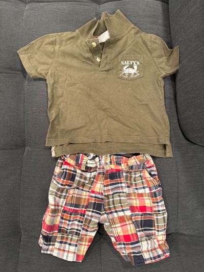 Childrens place 2-piece Olive green short sleeve polo shirt w/plaid adjust shorts 12-18 Months