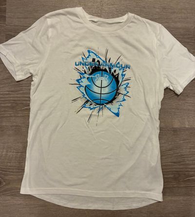 Under Armour Cotton graphic t-shirt 10-12
