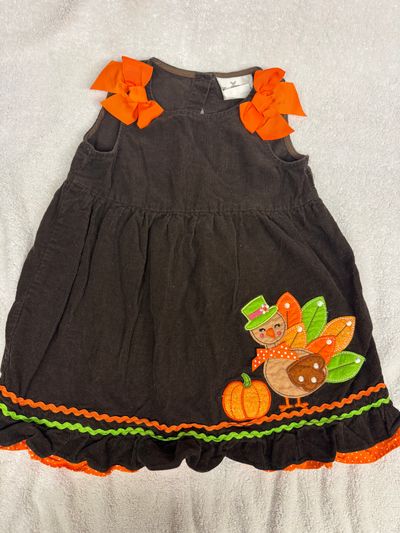 Rare Editions Girls Thanksgiving dress. Rare Editions Girls Thanksgiving dress. So adorable. Size 4t 4T
