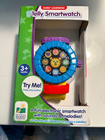 Early learning On the go Telly smartwatch- brand new in box never used