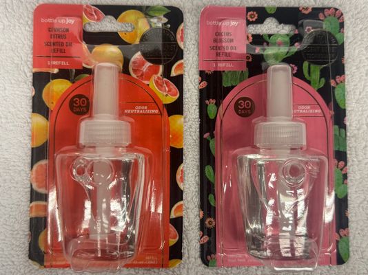 2 Brand New Plug in oil refills 2 Brand New Plug in oil refills