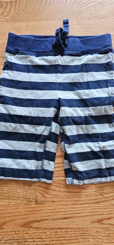Baby Gap Like new boys shorts comfortable for everyday wear 5T/5